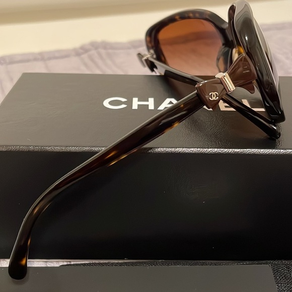Chanel Ladies Sunglasses - Picture 6 of 13